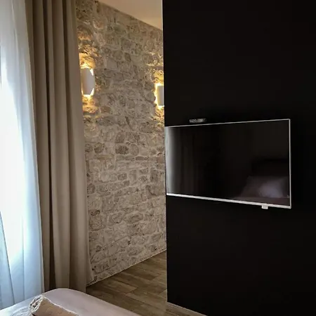 Luxury In The Heart Of - Borna&franko Apartment *
